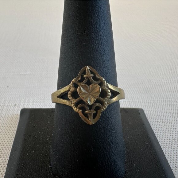 Vintage Brass Heart Ring, Gothic Filigree Statement Ring - Picture 7 of 8